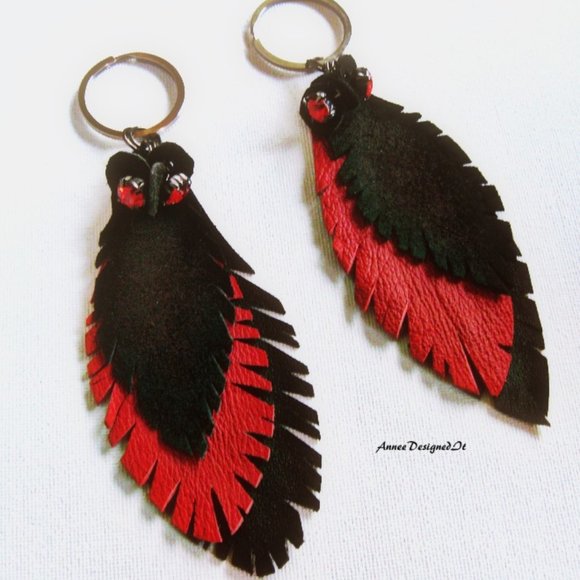 Hand Made Owl Key Chain - Picture 1 of 2